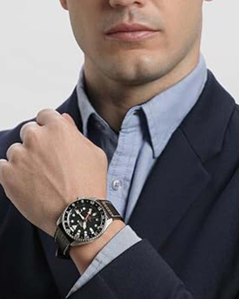 Seiko Men NEW 5 SPORTS Black Analog Automatic watch SKU ID SSK036K1 Helios The Watch Store