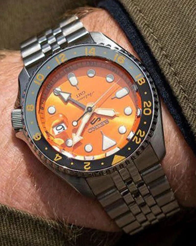 Buy Seiko Men New 5 Sports Round Orange Watch ssk005k1 at Helios