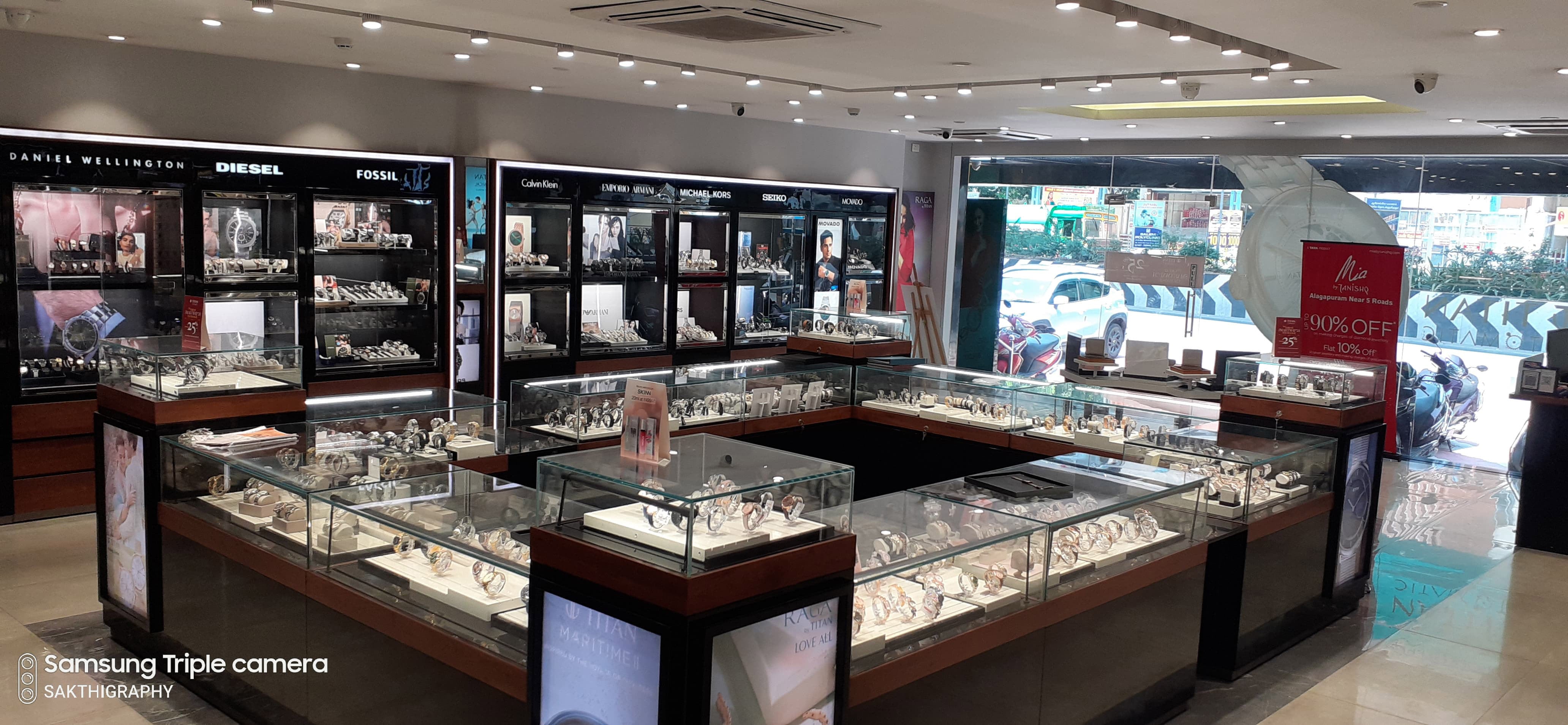 Store Image
