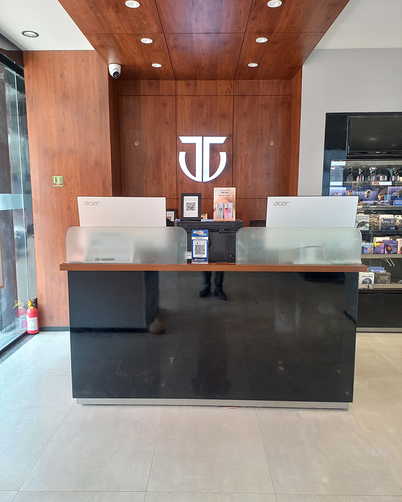 Store Image