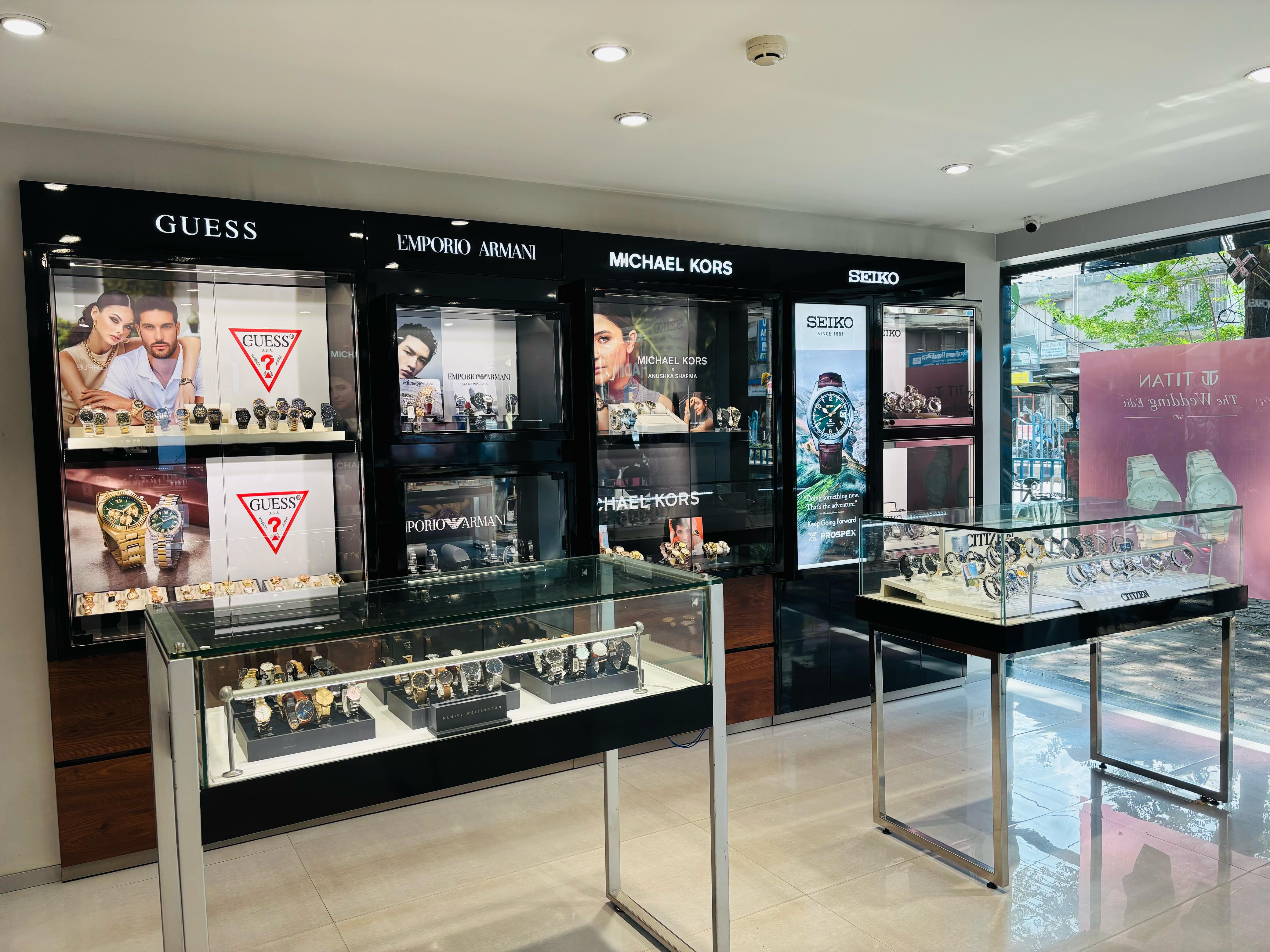 Store Image