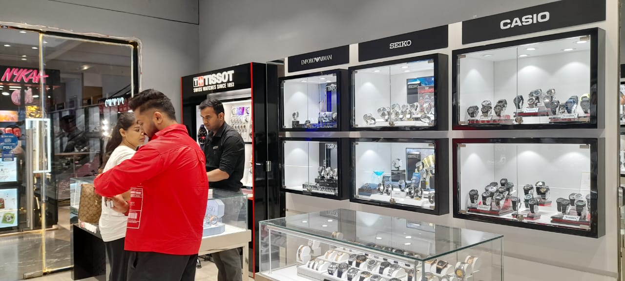 Store Image