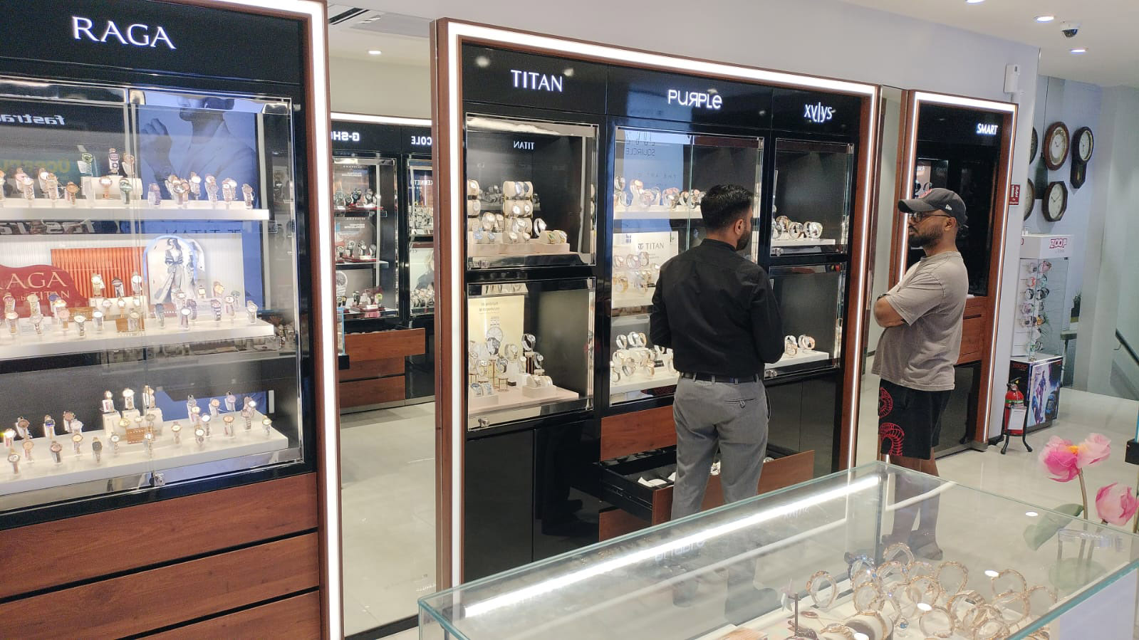 Store Image