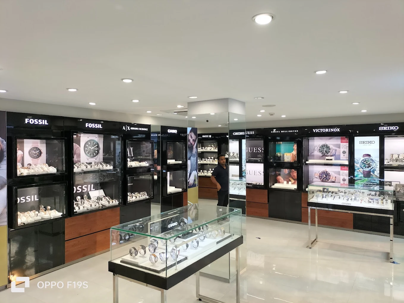 Store Image