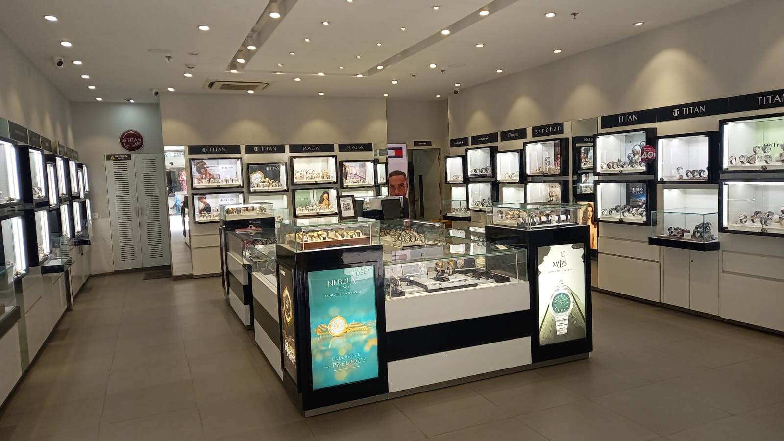 Store Image