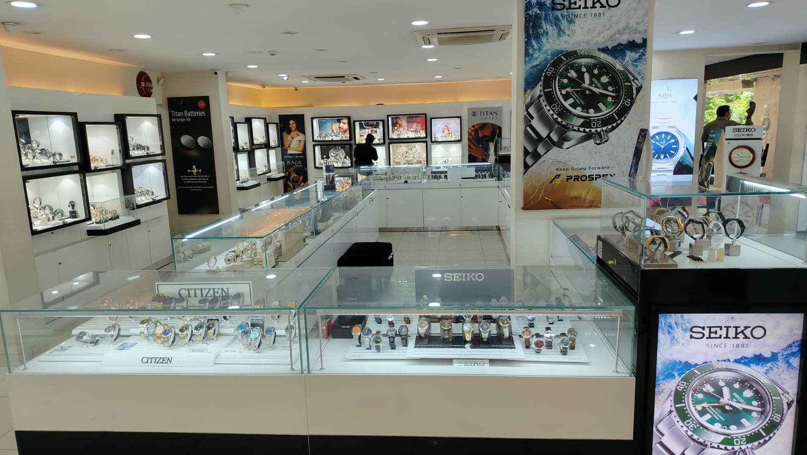 Store Image