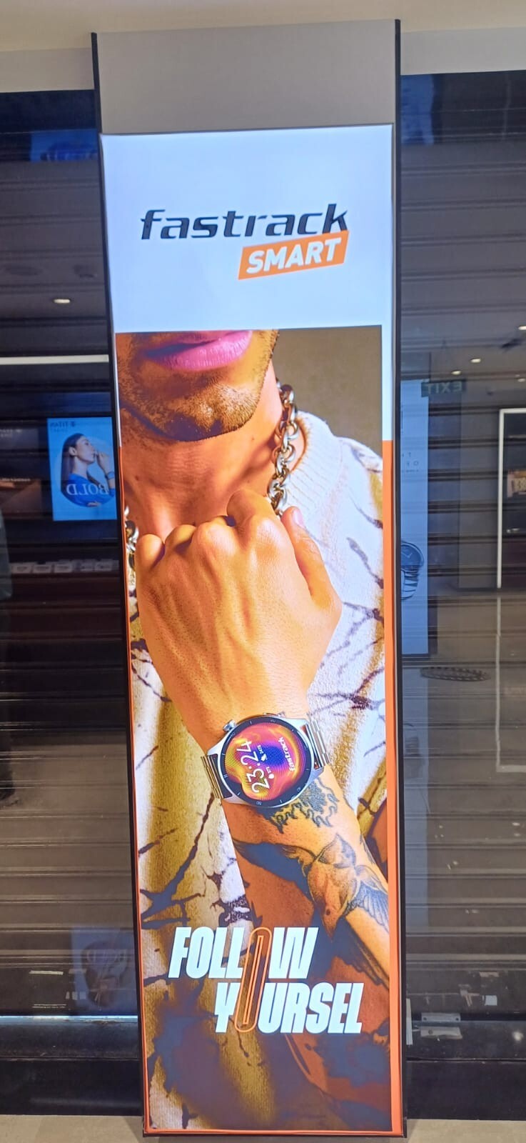 Store Image