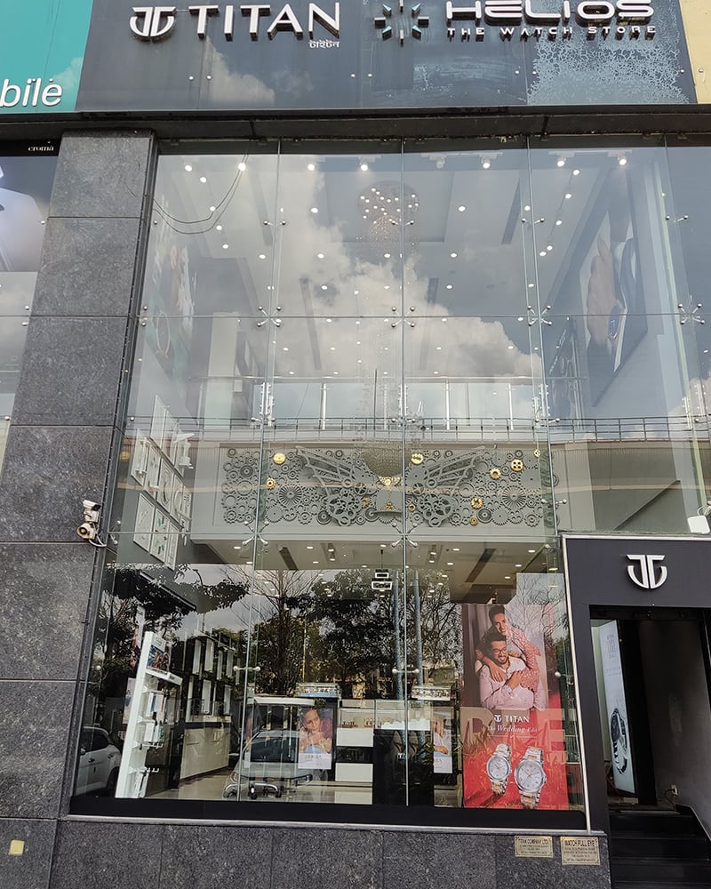 Store Image