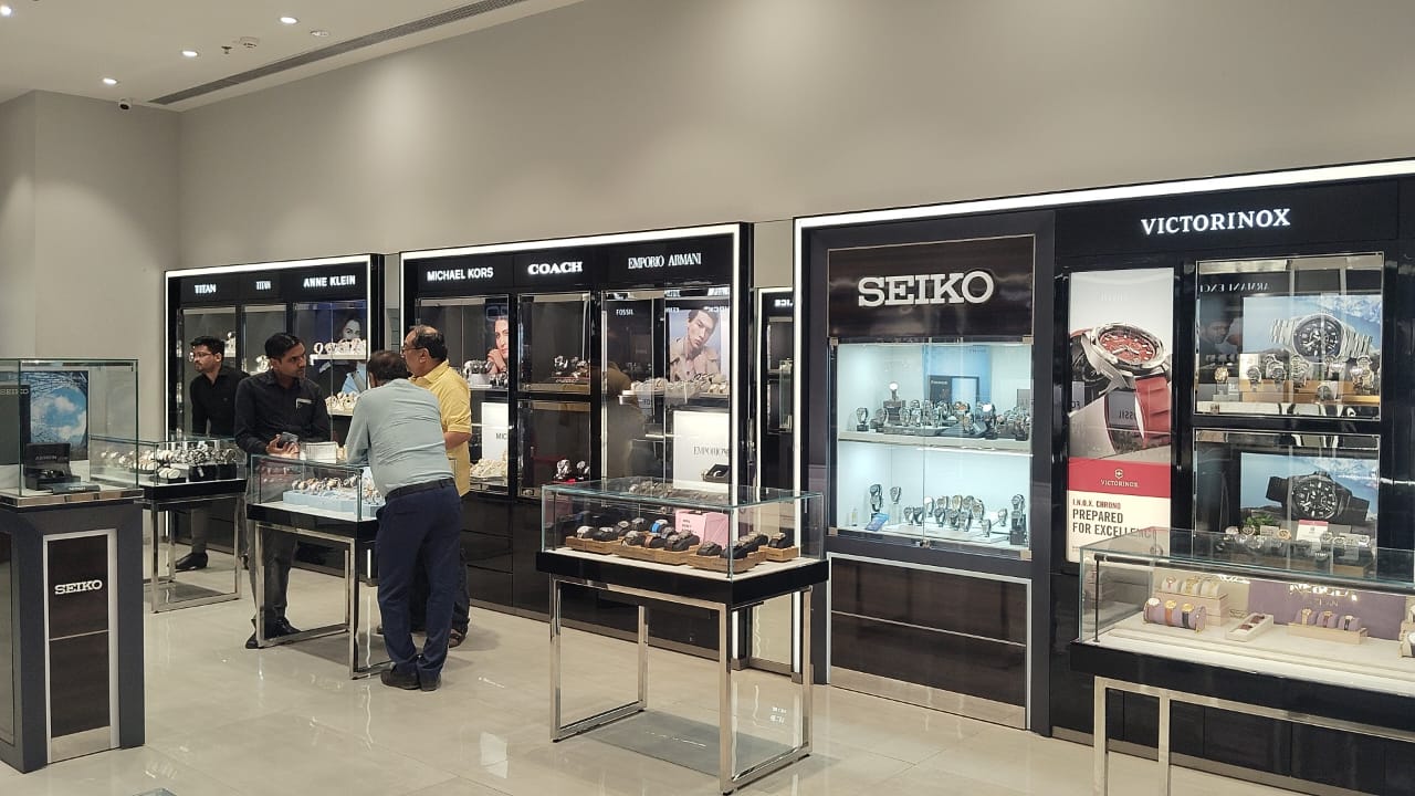 Store Image