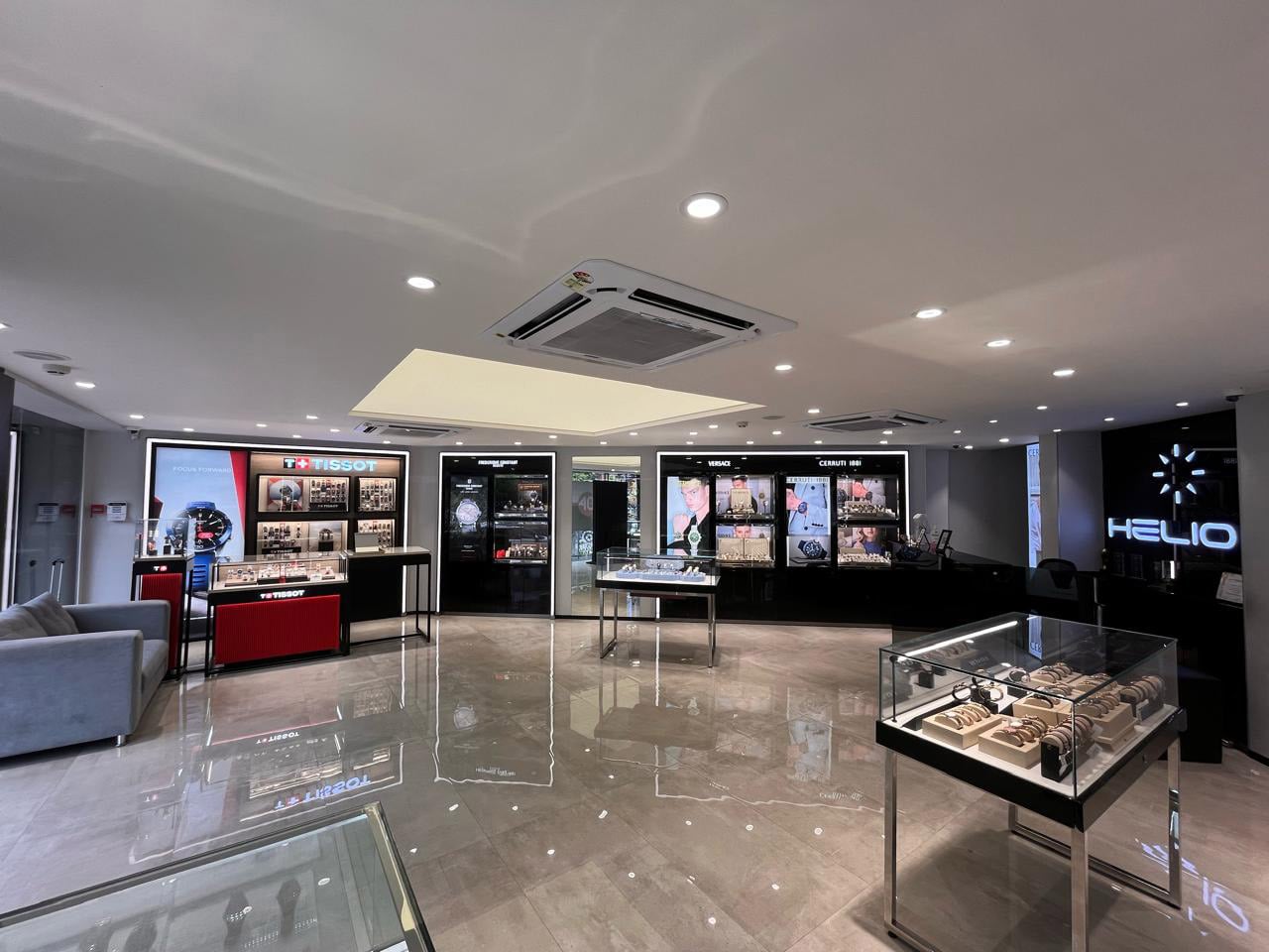 Store Image