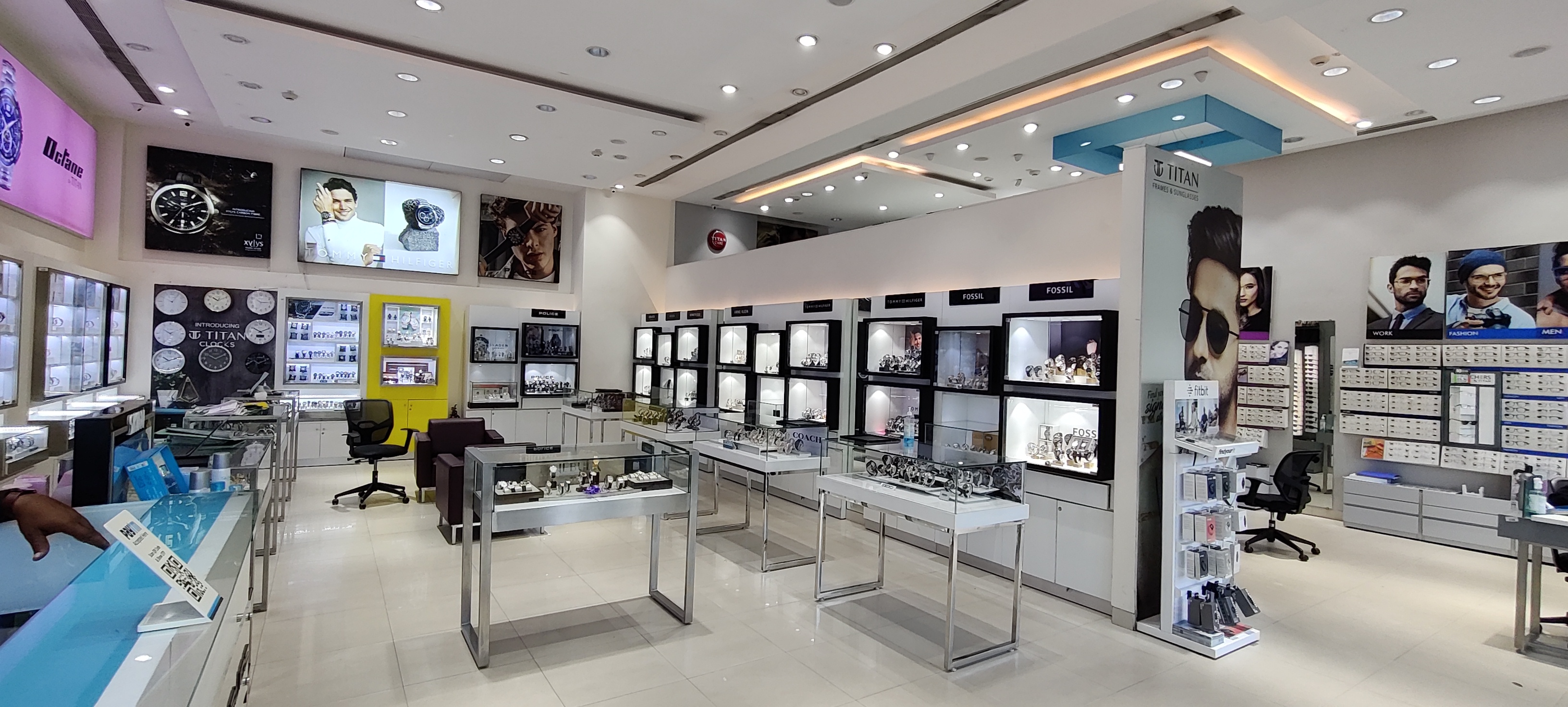 Store Image