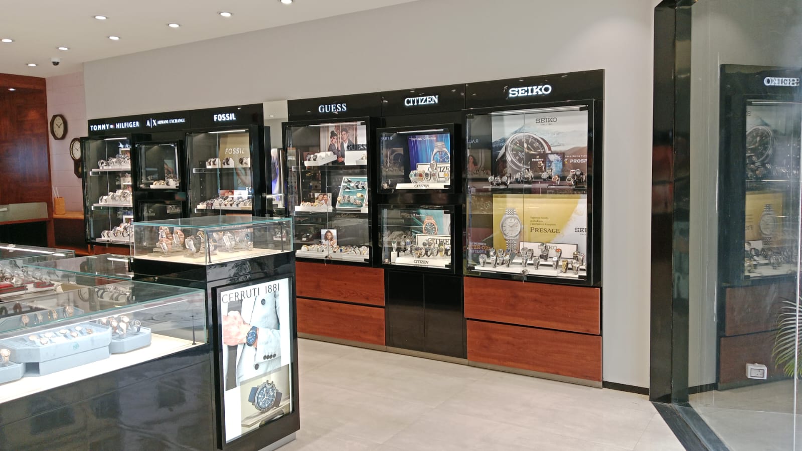 Store Image