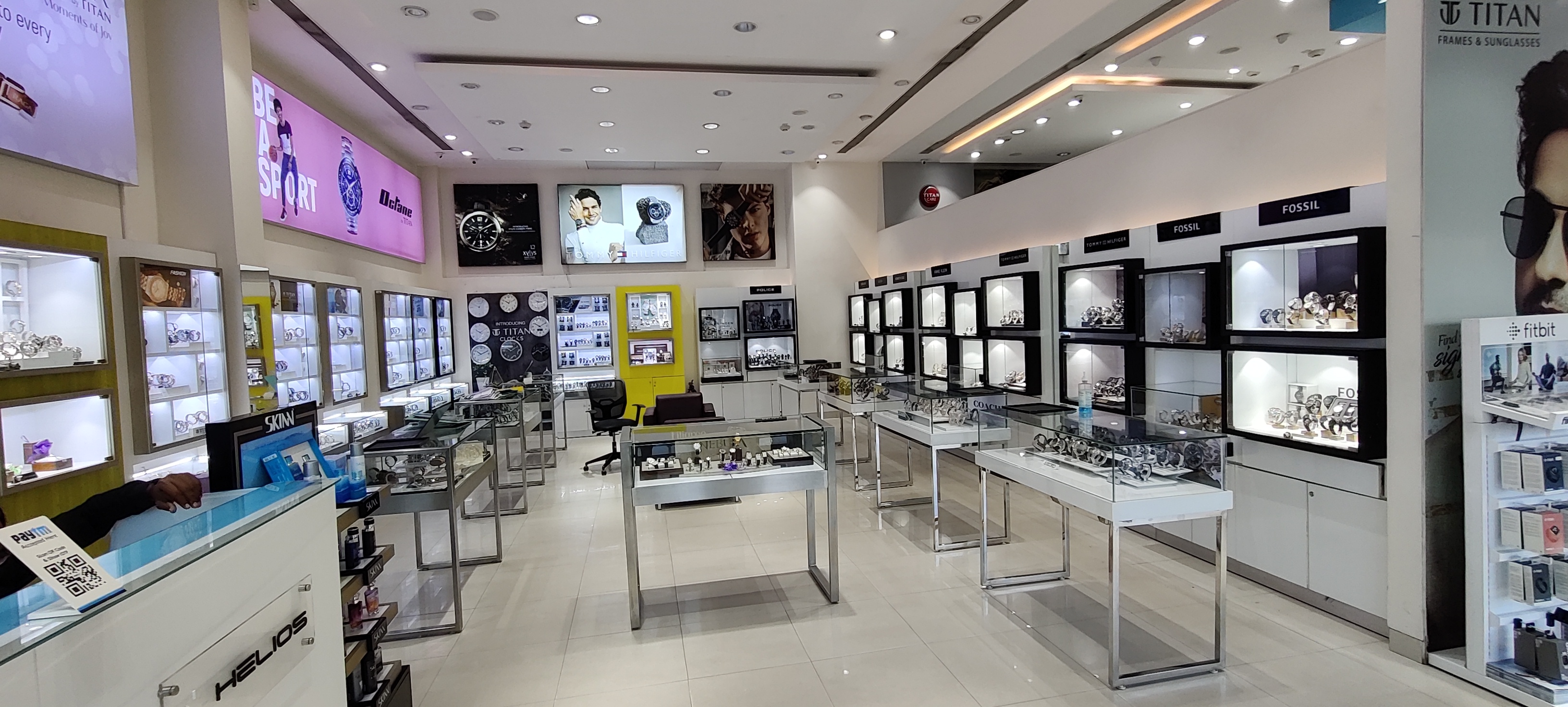 Store Image