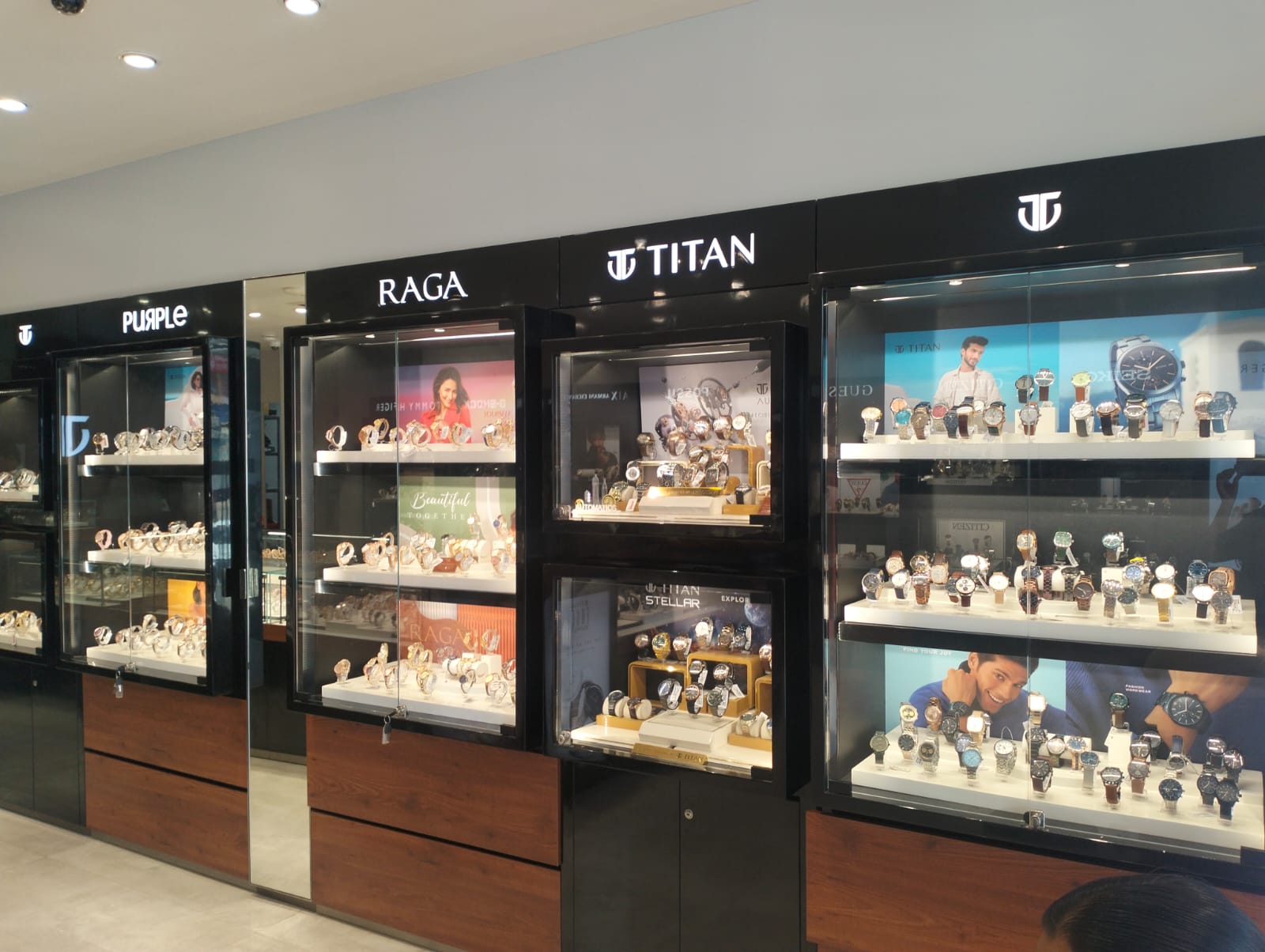 Store Image