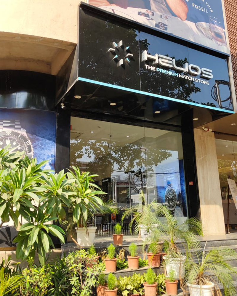 Helios store Banner