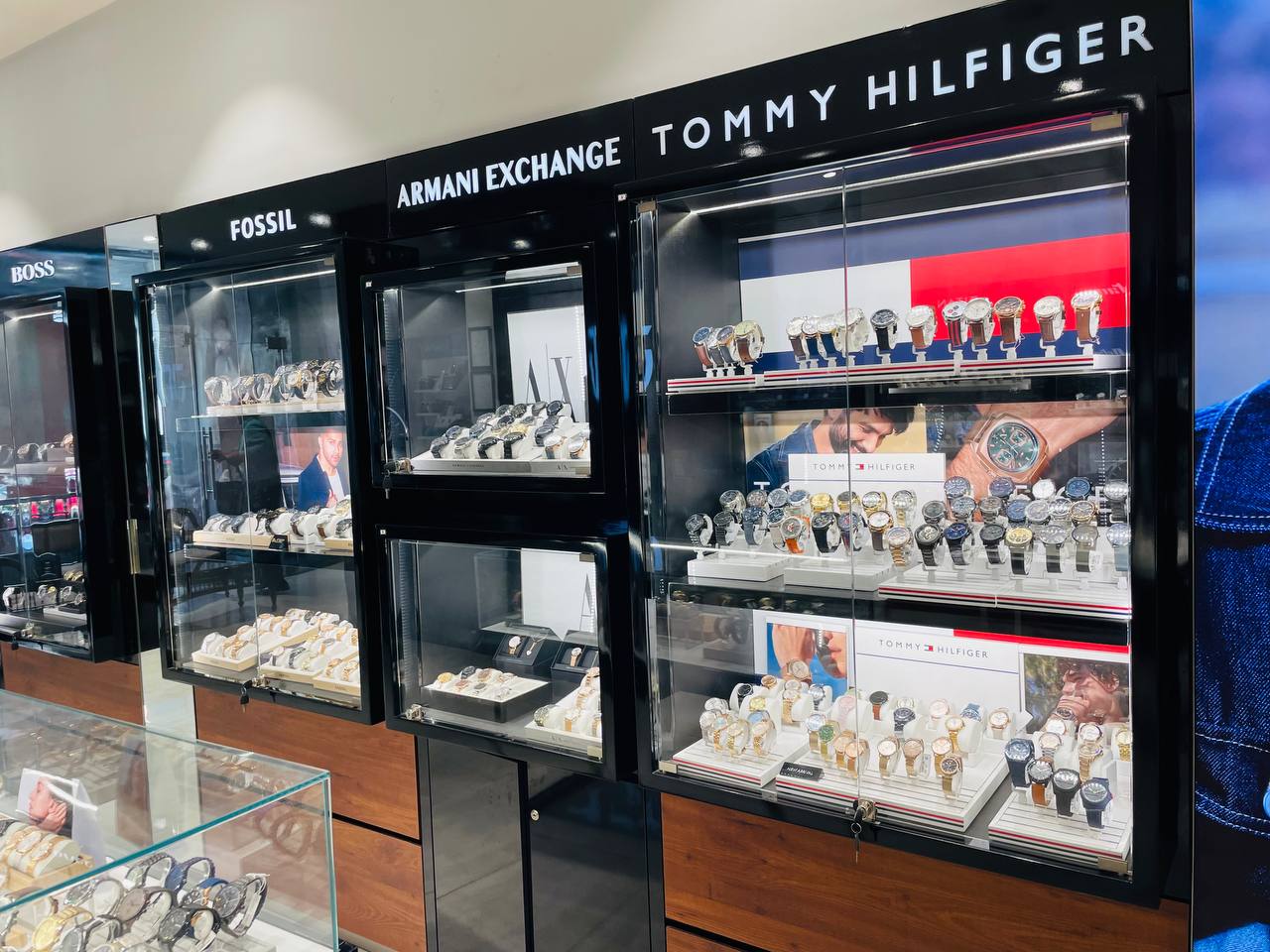 Store Image