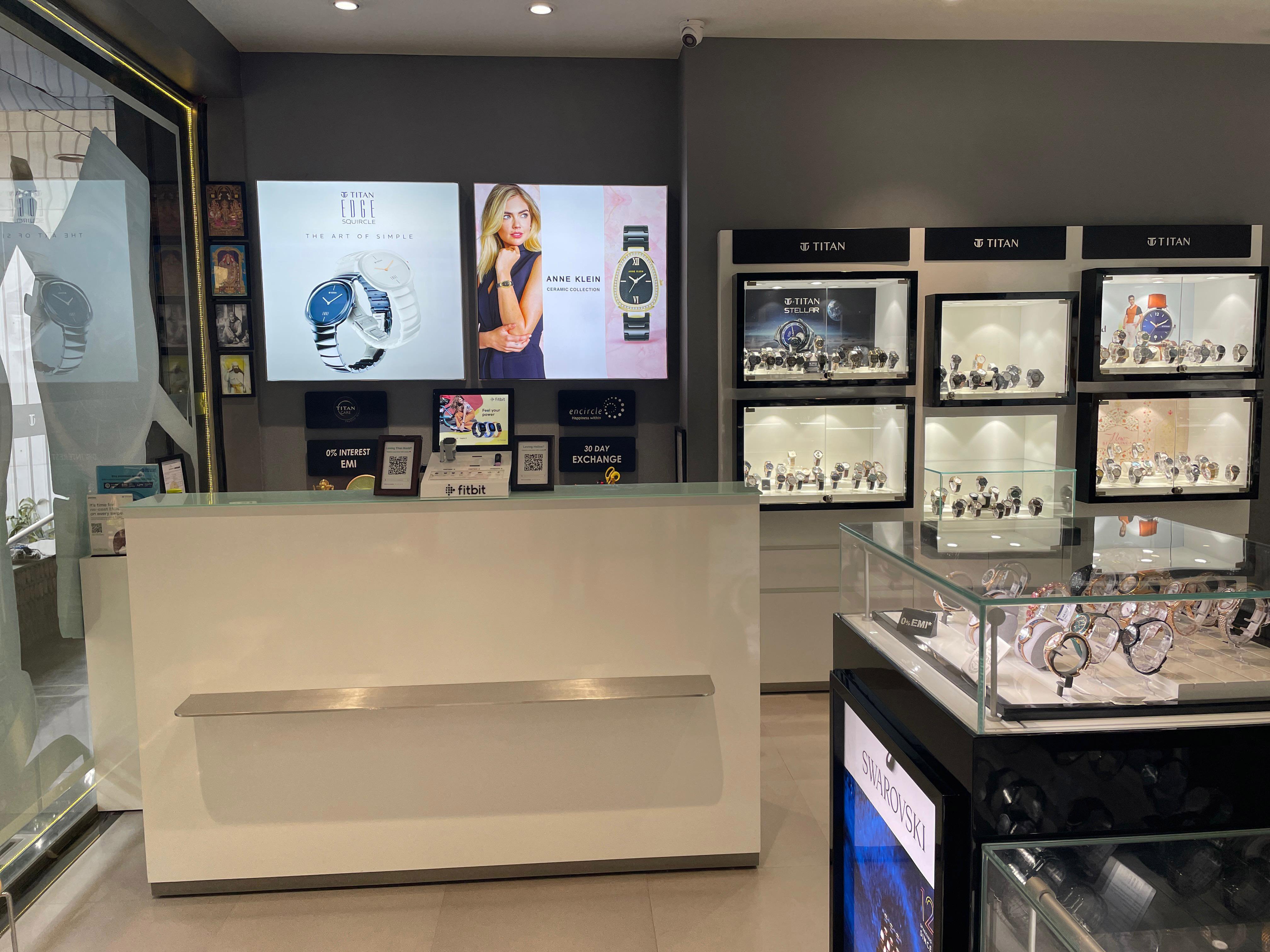 Store Image