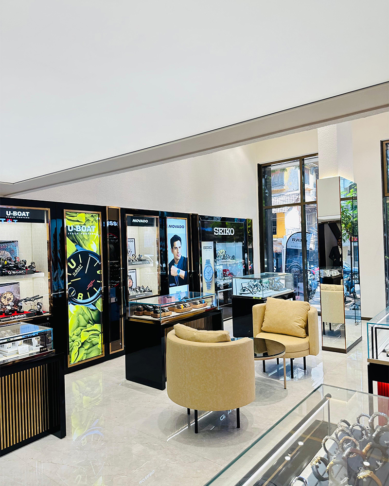 Store Image