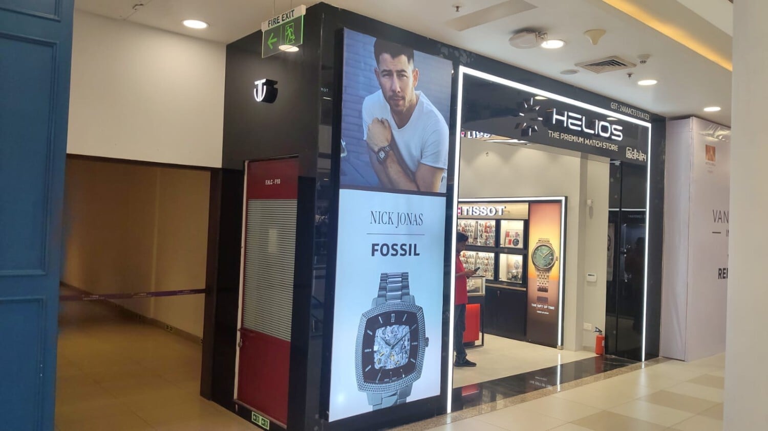 Store Image