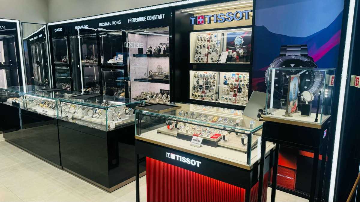 Store Image