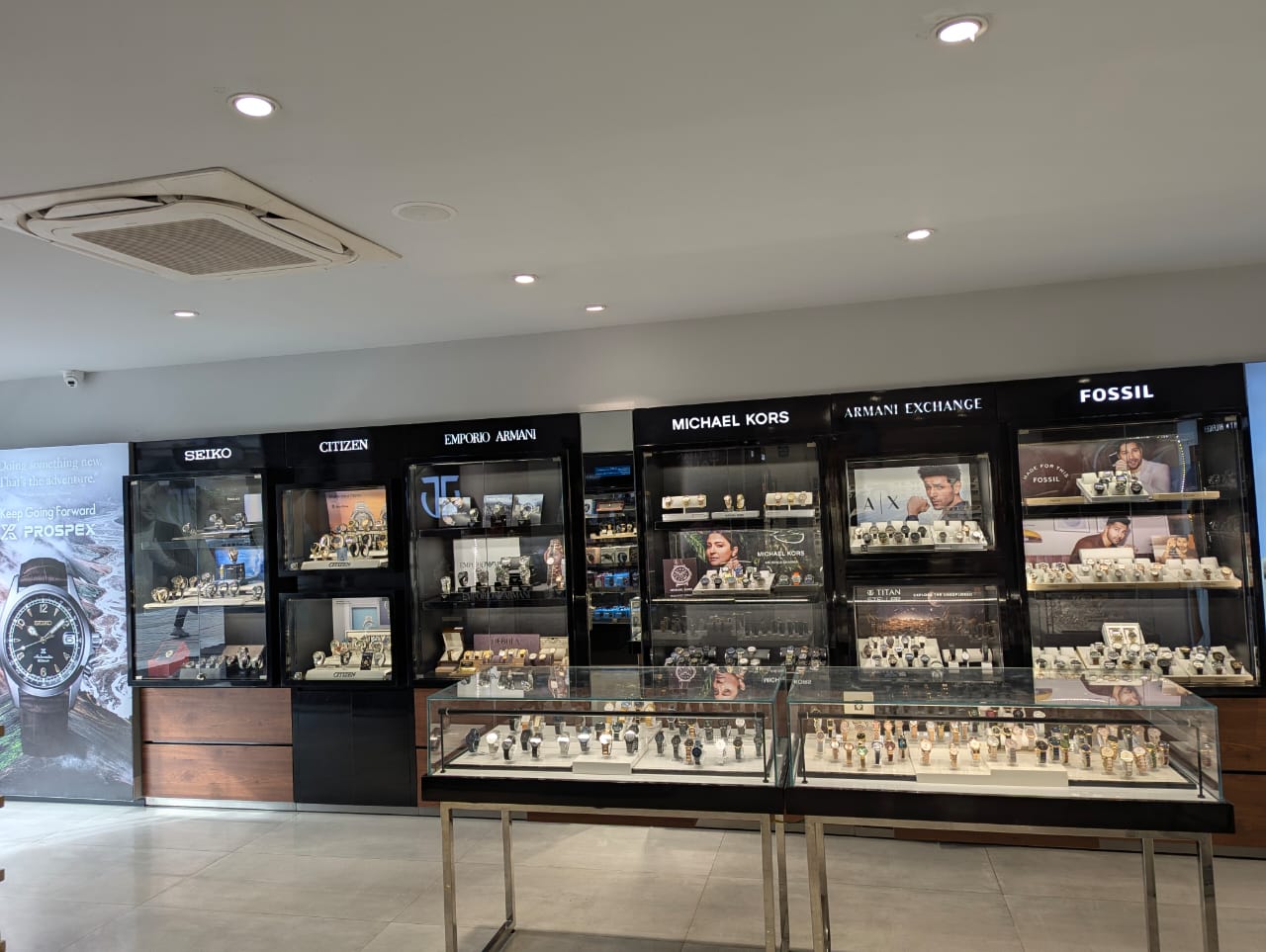 Store Image