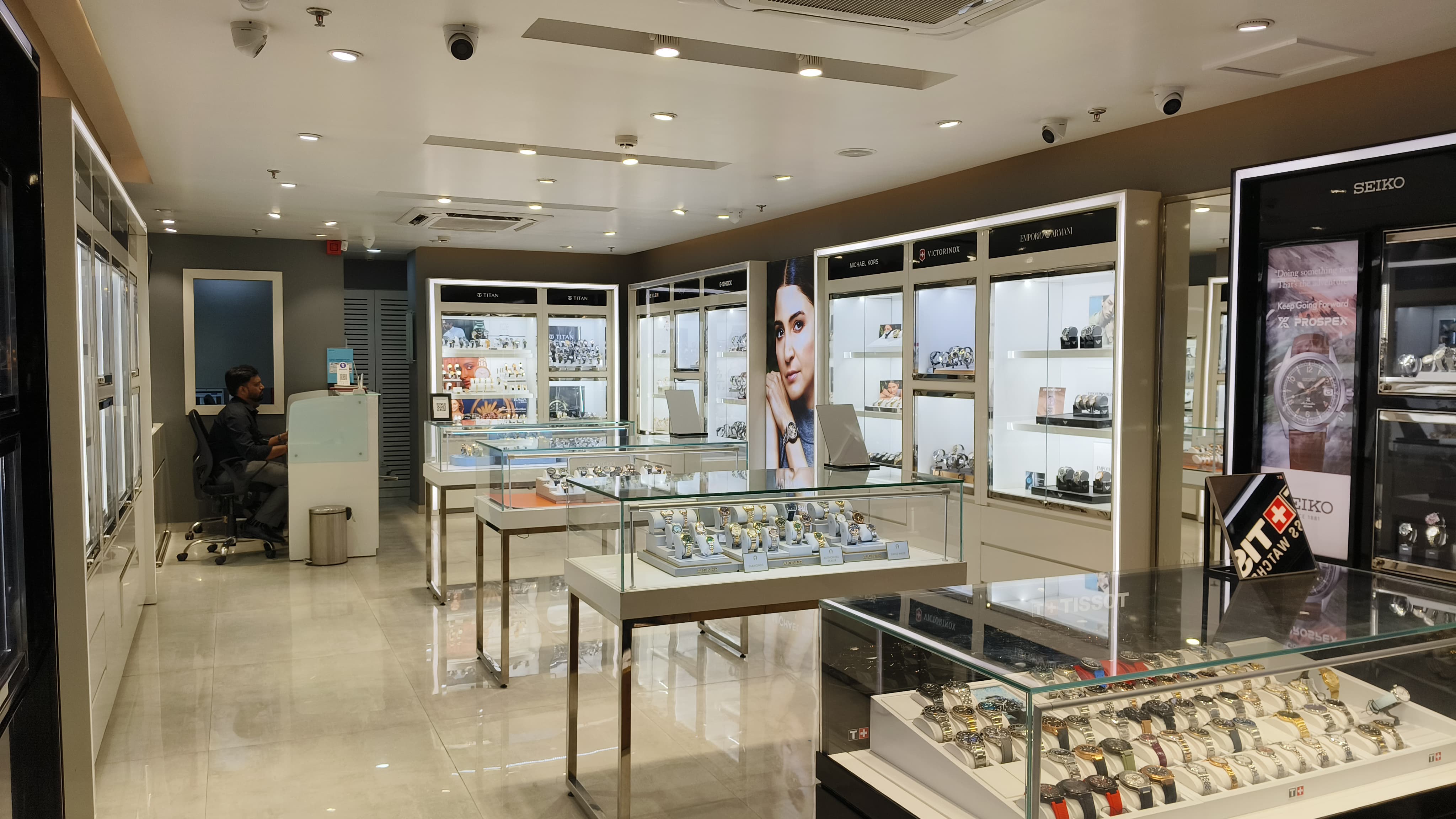 Store Image