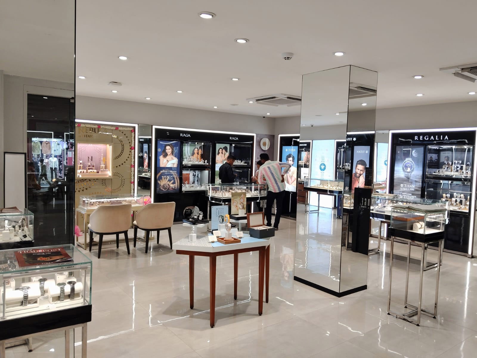 Store Image