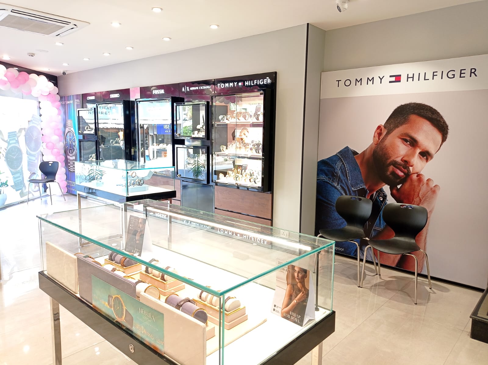 Store Image