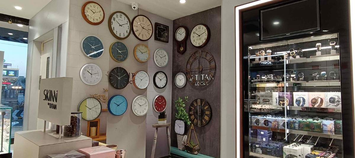 Store Image
