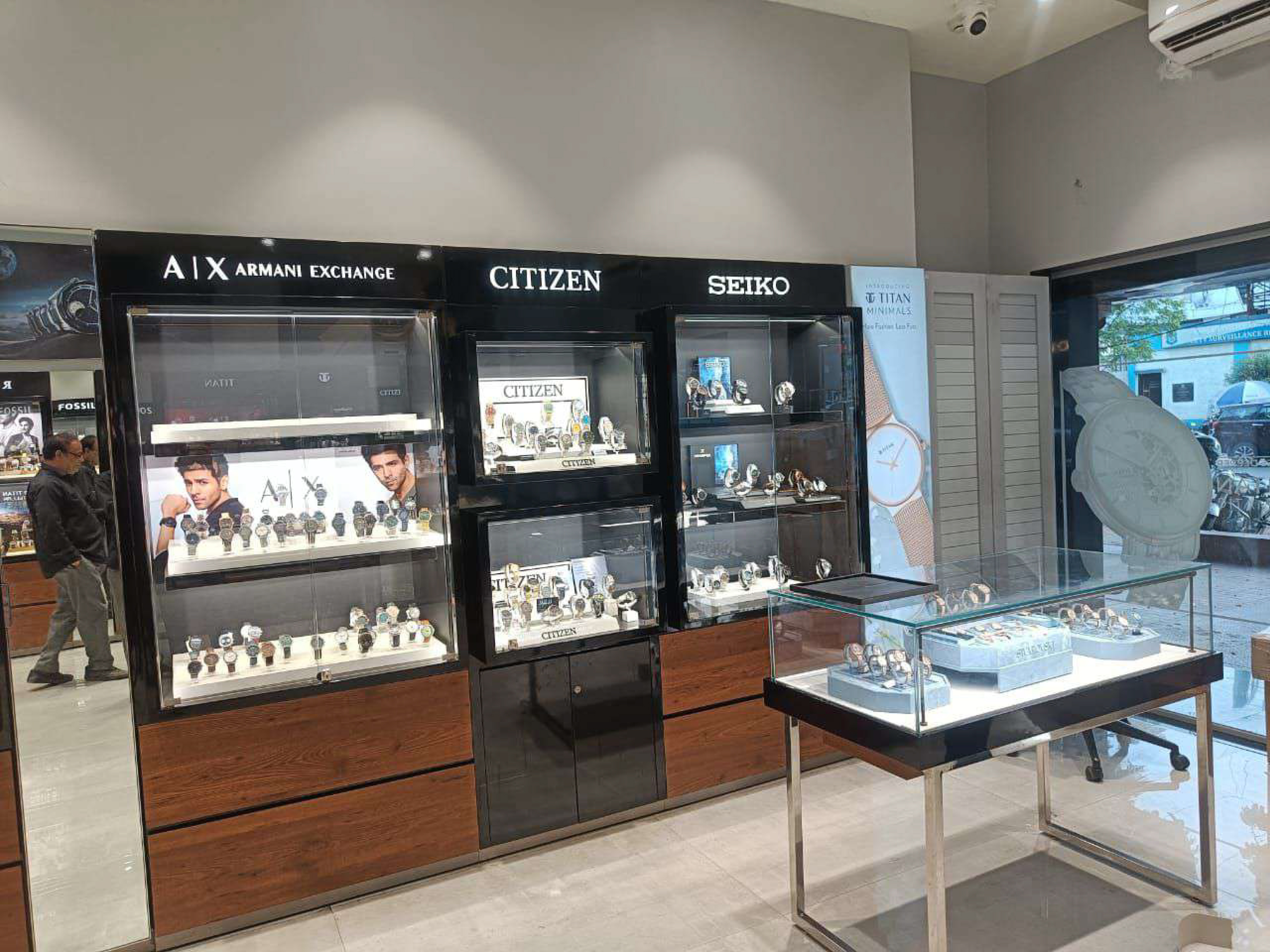Store Image