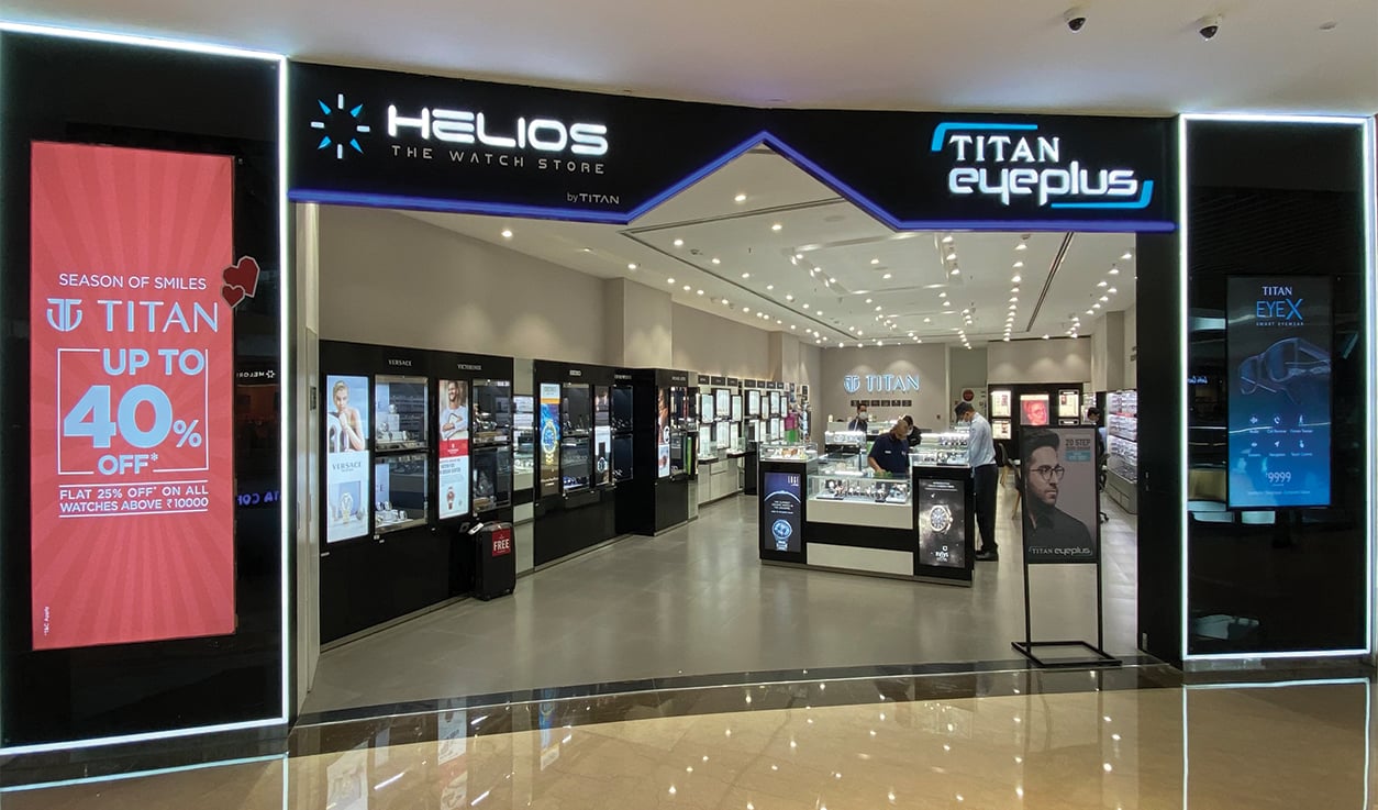 Helios store Banner