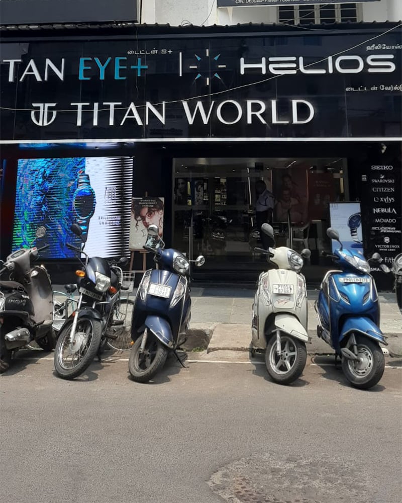 store-detail-hero-banner