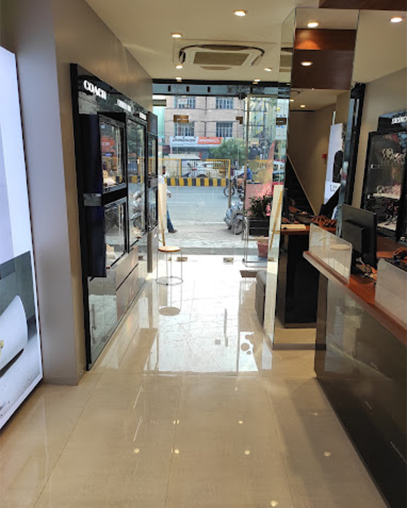 Store Image