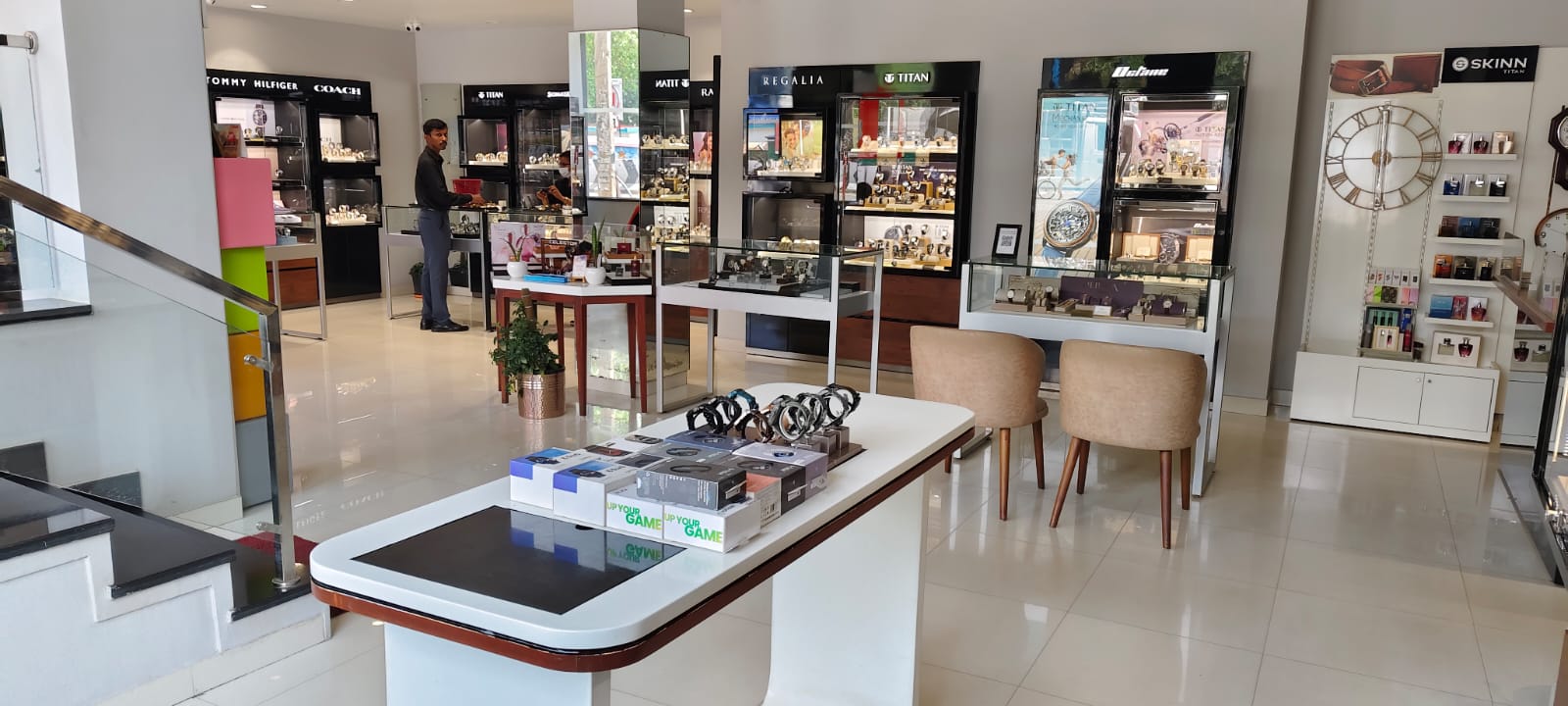 Store Image