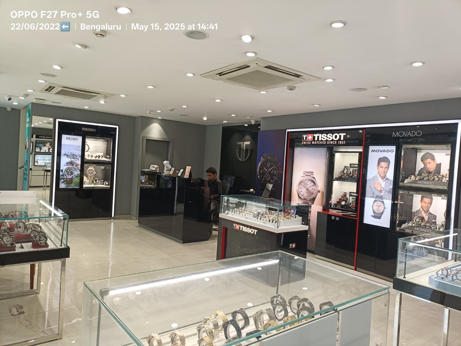 Store Image