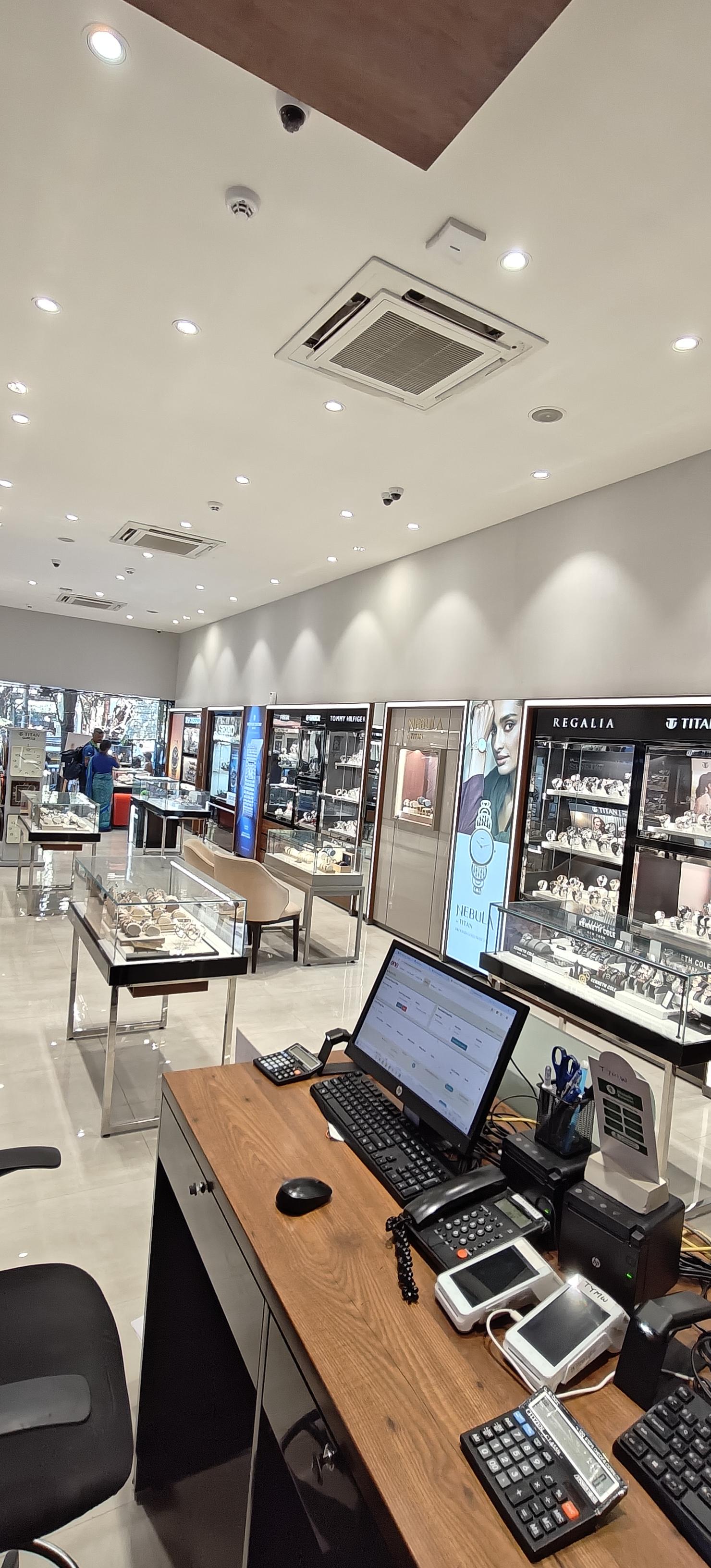 Store Image