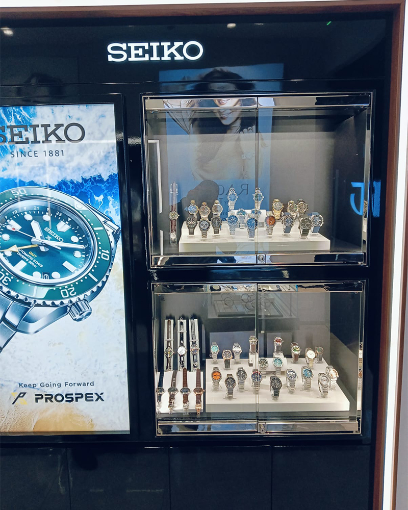 Store Image