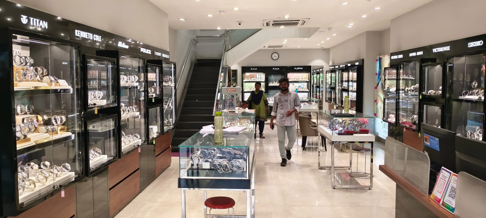 Store Image