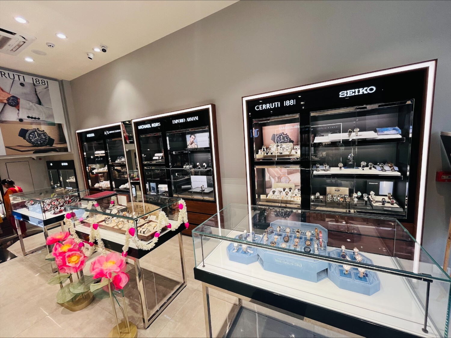 Store Image