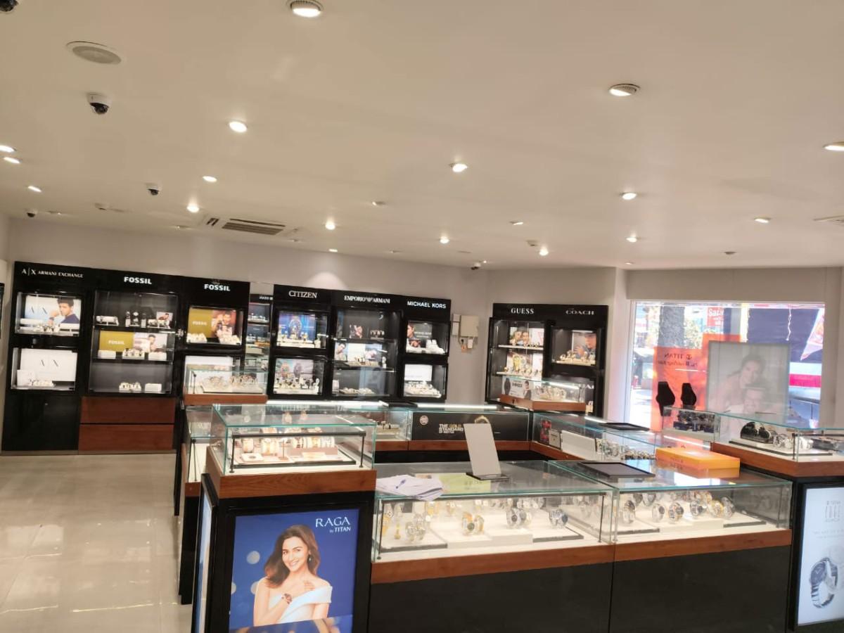 Store Image