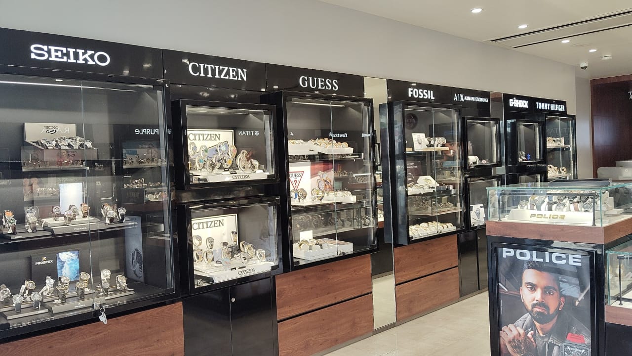 Store Image