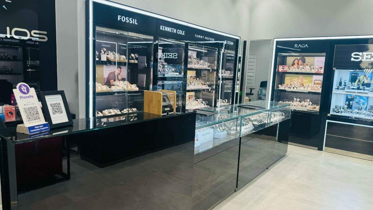 Store Image