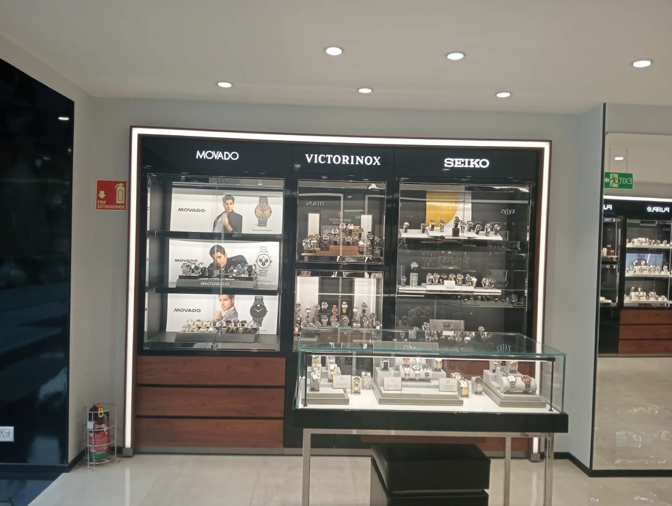 Store Image