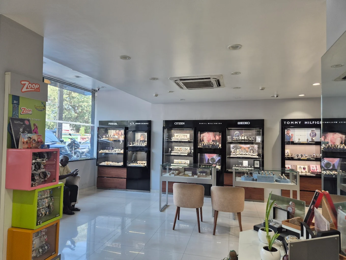 Store Image