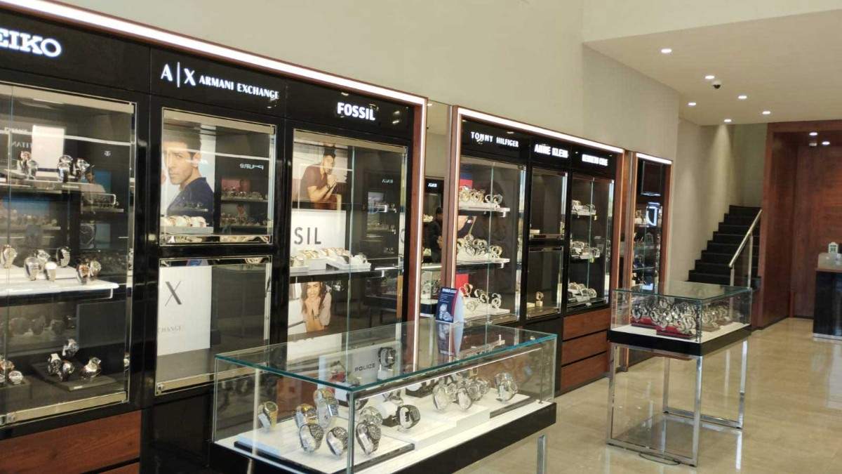 Store Image