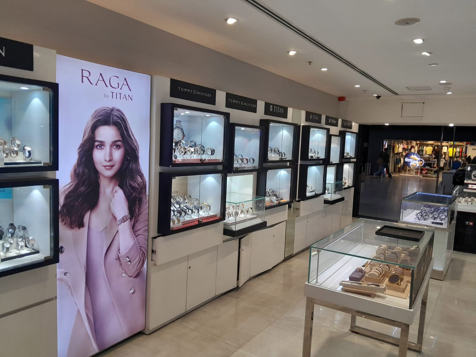Store Image