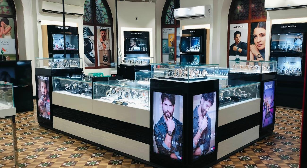 Store Image