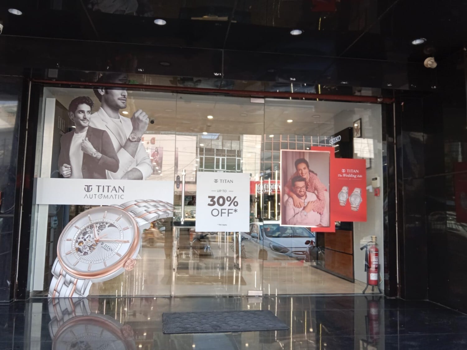 Store Image