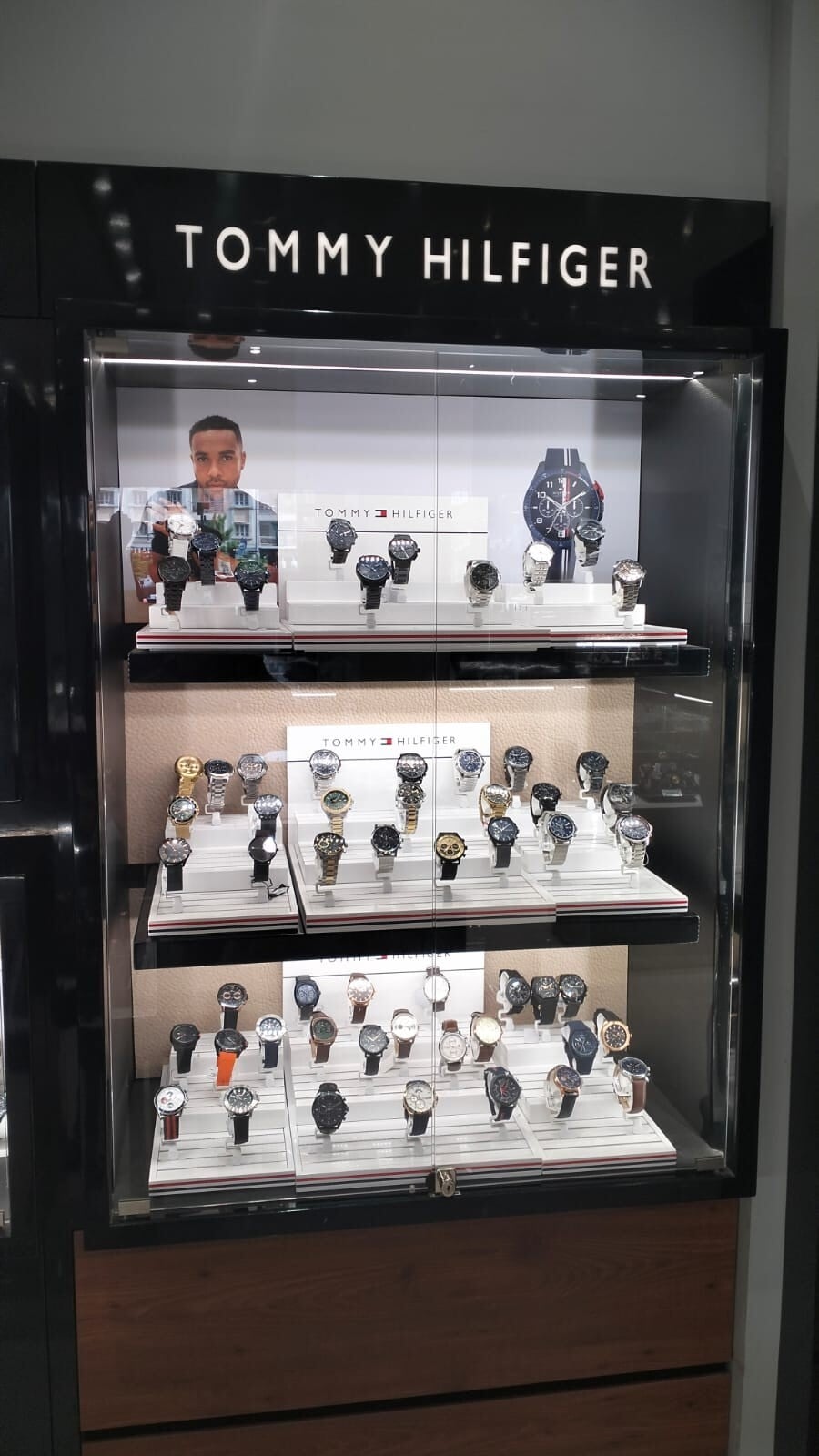 Store Image