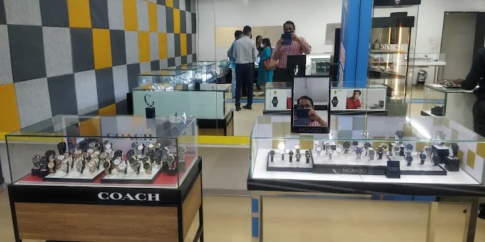 Store Image